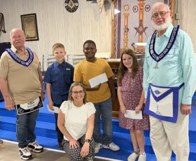 Lake Butler Masons give Americanism Awards