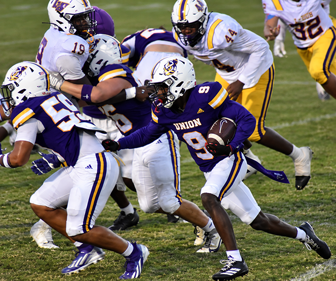 Tigers lose 48-21 to Lake Weir despite early success