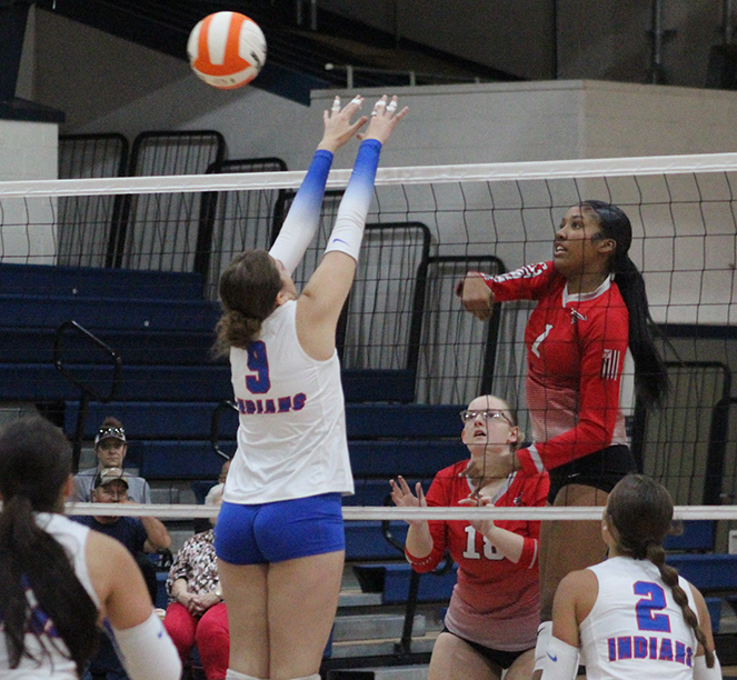 Tornadoes defeat Indians 3-2 in volleyball