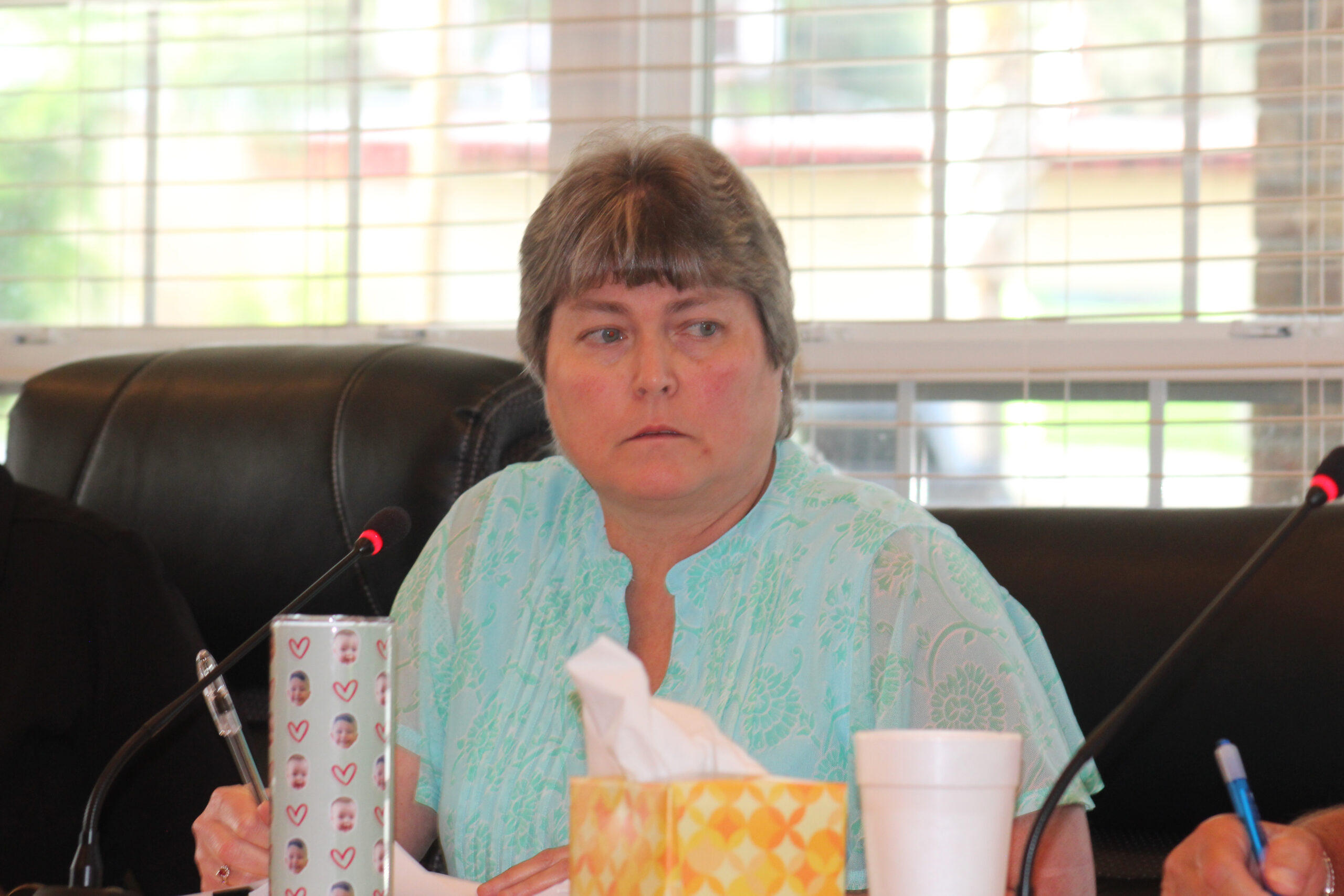 Lake Butler Commission Returns Hendrix, Huggins to Top Posts as Resident Presses on Water Bills and Raises