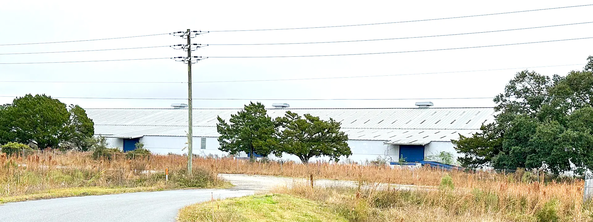 County rejects lease for ICE detention center
