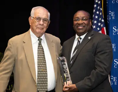 Telegraph’s Miller receives Pillars of Service Award