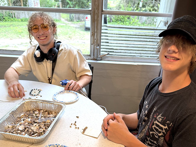 Mission of the Dirt Road hosts UF/IFAS mindfulness activity