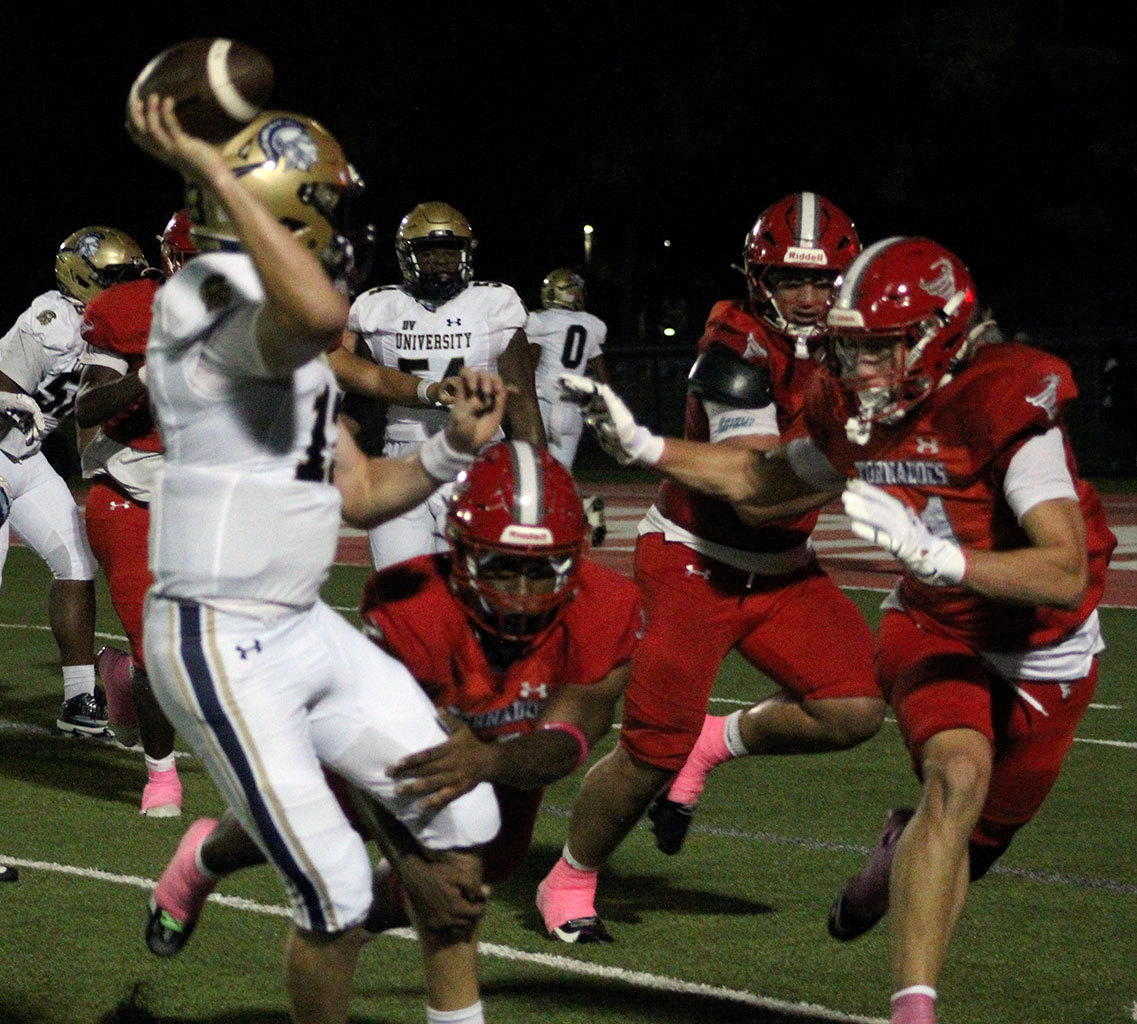 Tornadoes score on 2 big plays in 2nd half of 27-24 win
