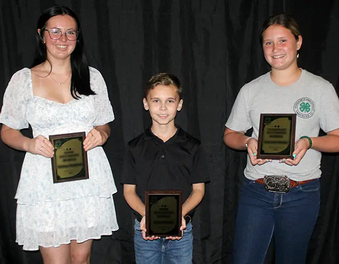 Bradford 4-H presents annual awards