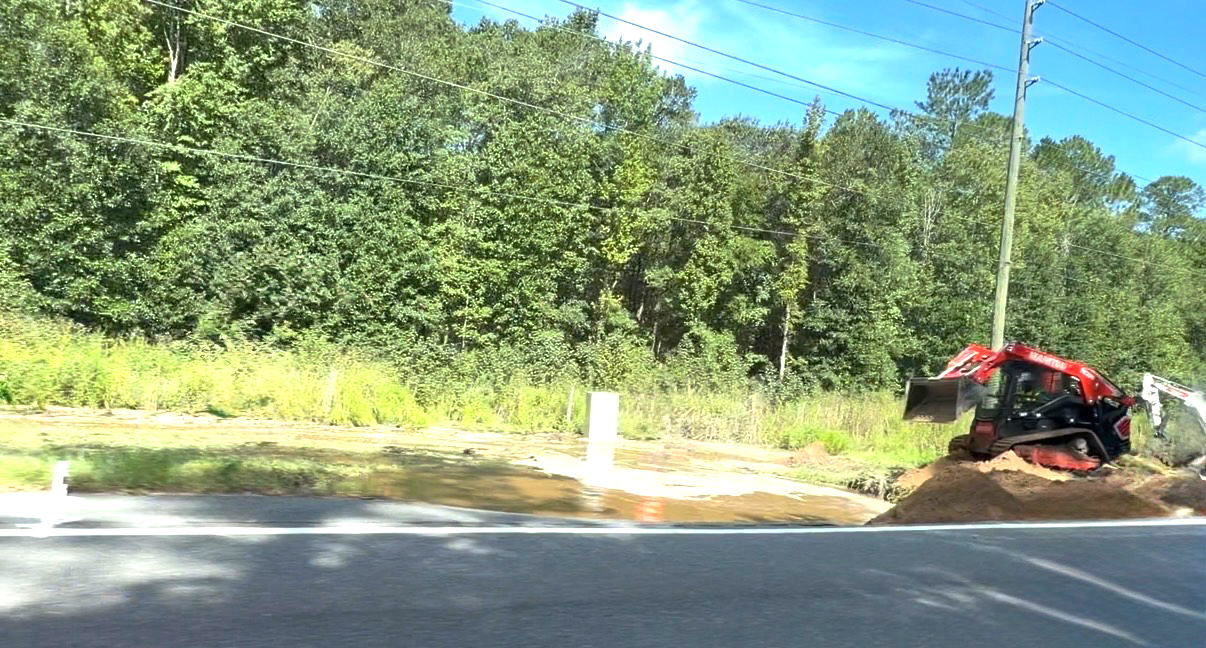 Black Creek pipeline bursts near State Road 21, undermining Clay County roadway