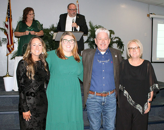 Hoglund wins $2,500 Altrusa Gala prize