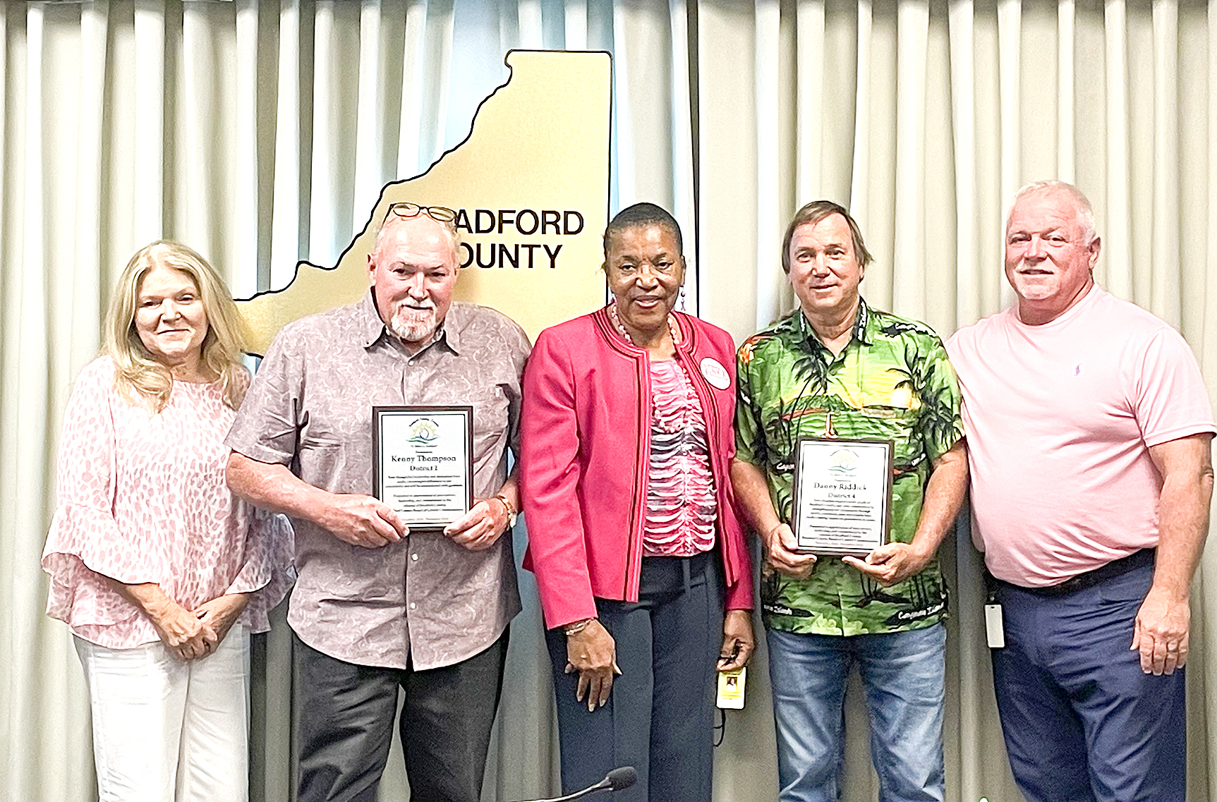 Retiring commissioners recognized