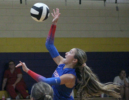 Indians go 3-2 in Jacksonville tournament
