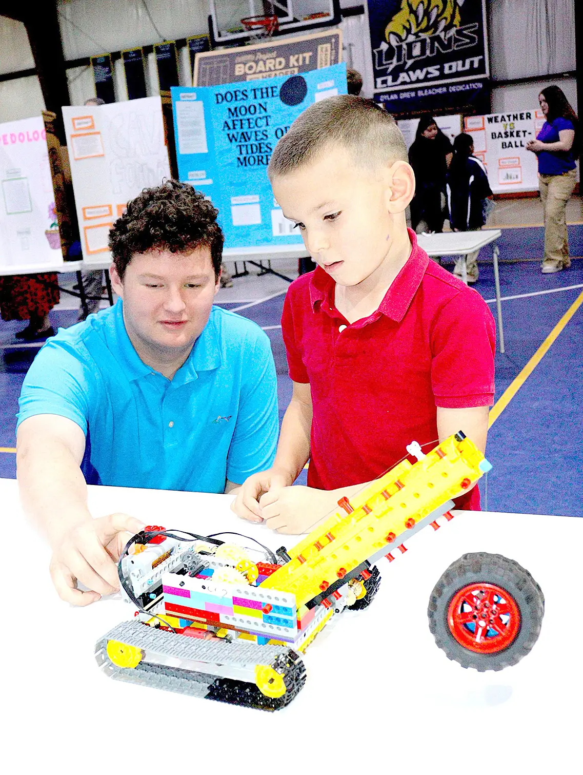 Hope Christian hosts annual STEM Fair