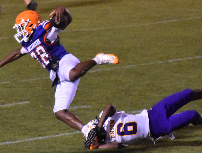 Tigers come out on top 14-13 in preseason defensive battle