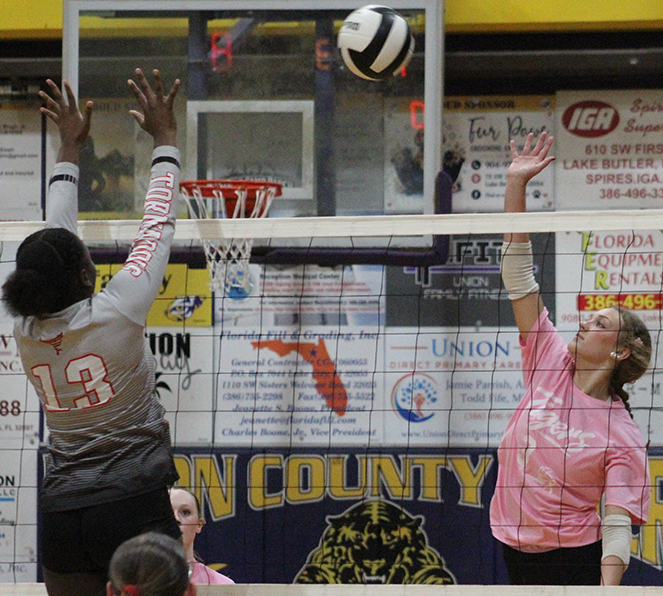 Tigers sweep Tornadoes in volleyball