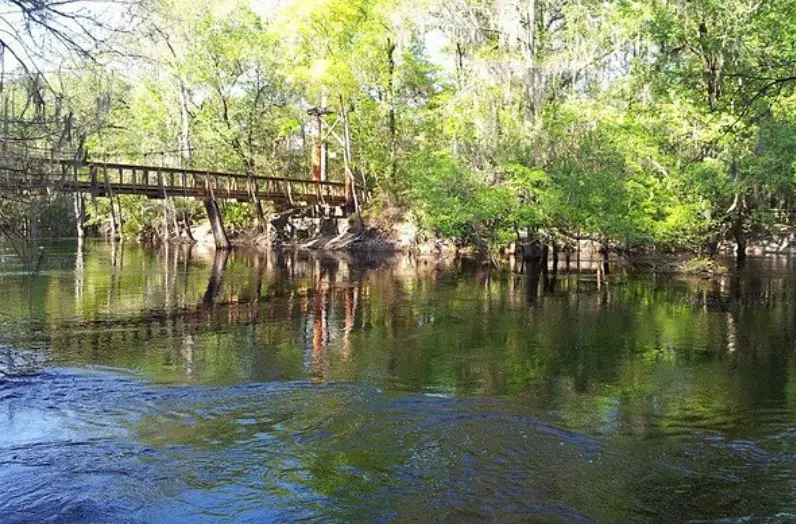 Santa Fe River flow at Worthington Springs drops to zero  – Drought tightens grip on north Florida as April rainfall falls 74 percent short