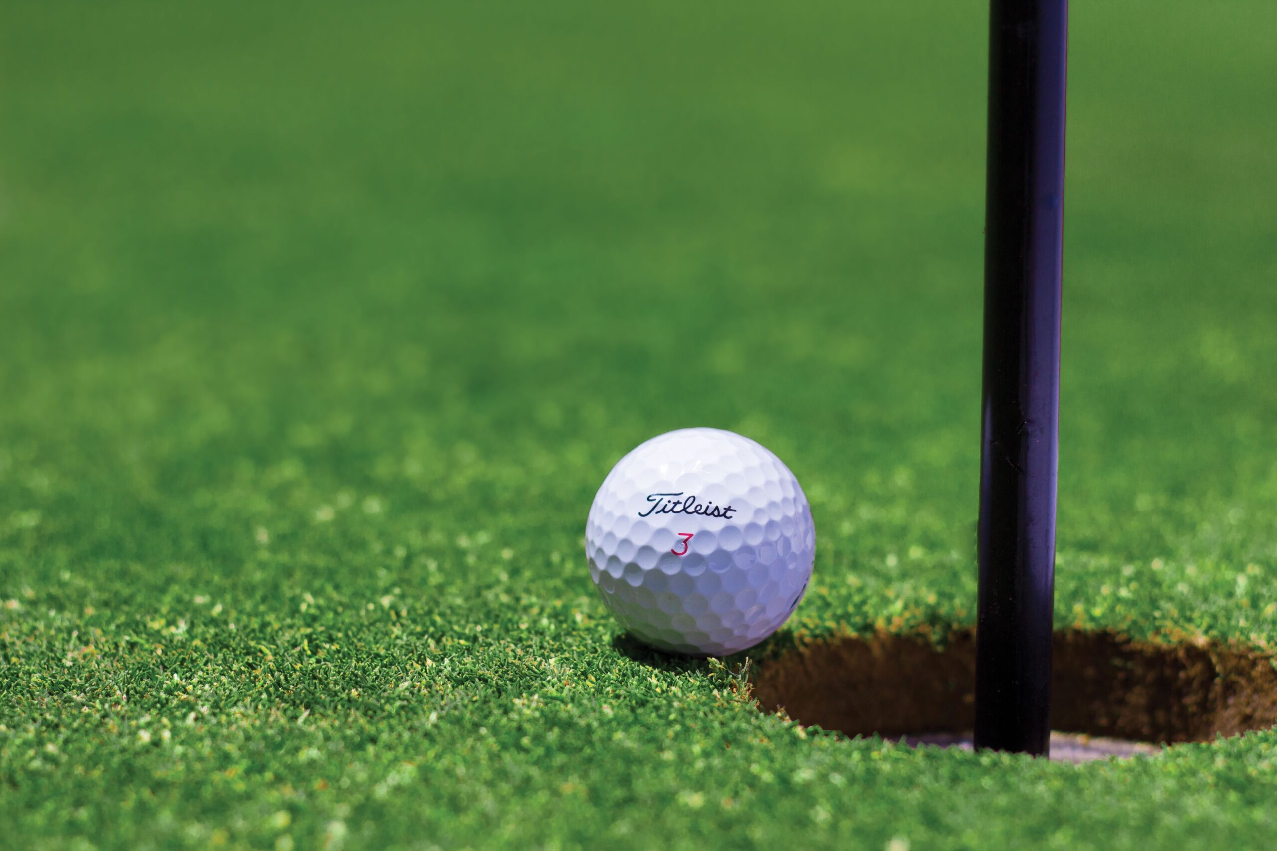 Tigers’ Ayden Tomlinson is 1st in match with Bradford, Baker